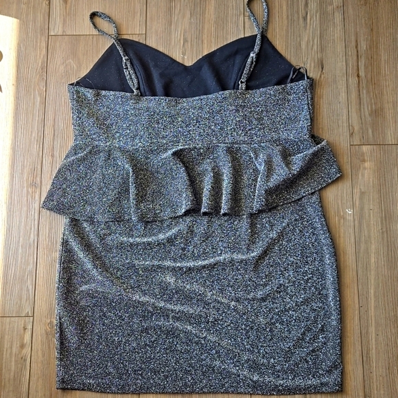 Forever 21 Silver Glitter Peplum Mini Dress - Picture 4 of 5